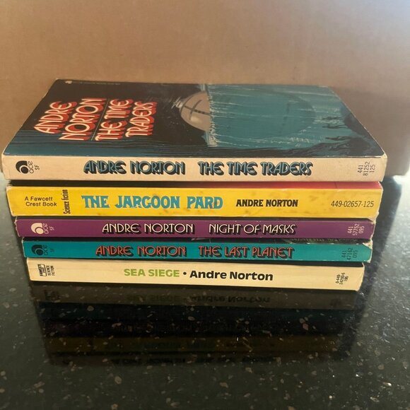 5 Paperback Lot-A Fine Start to a Collection by acclaimed author Andre Norton - Picture 3 of 6